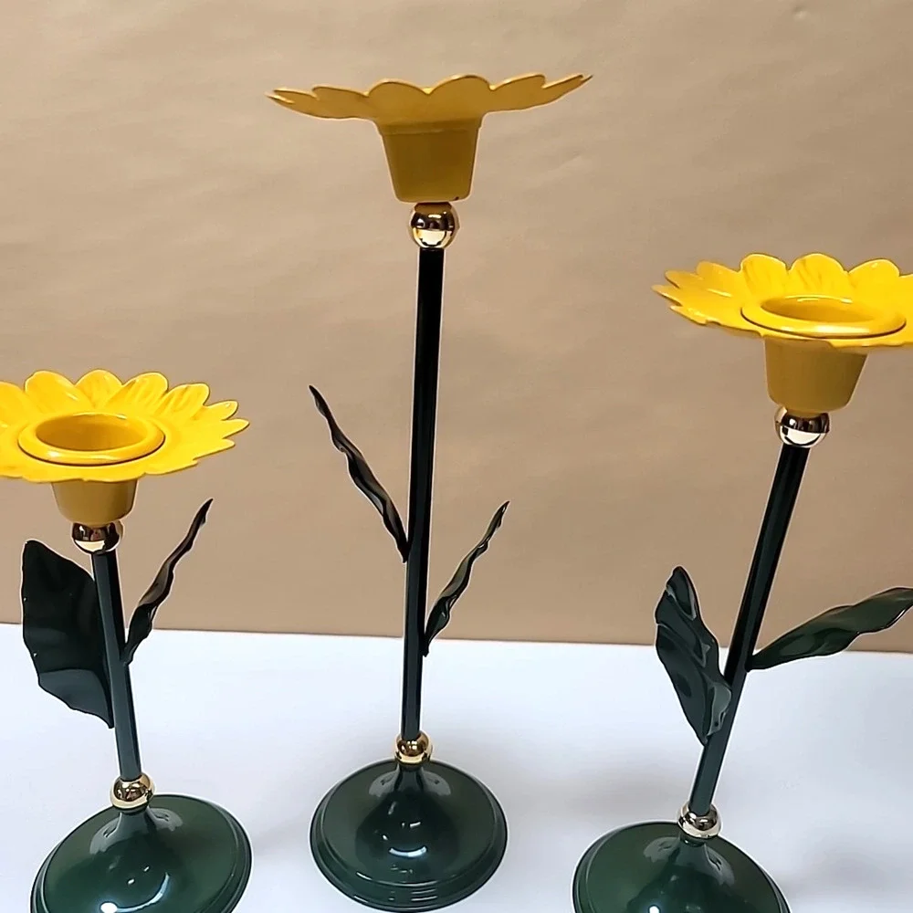 Set of‎ 3 Yellow/Green Metal Sunflower/Daisy Candlestick Holders-Cottage-Spring